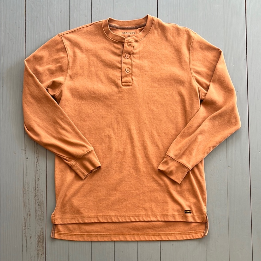 Stanley Men's rust colored Henley Shirt